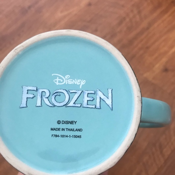 NEW! Disney Olaf coffee mug - Picture 3 of 3
